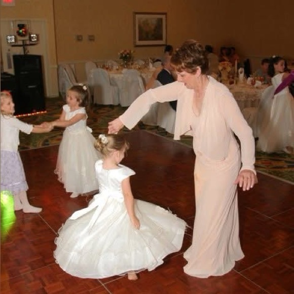 Meet your Posher, Thea - Picture 2 of 3